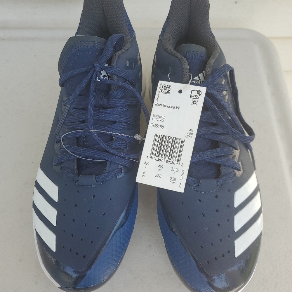 adidas Women's Icon Bounce - Choose Size6 blue Nav